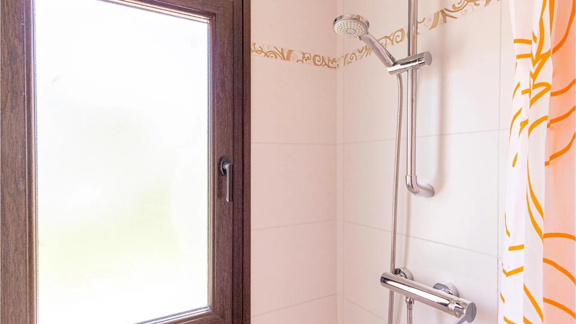 4 Bedroom Nice Home In Competa Acebuchal Holiday home