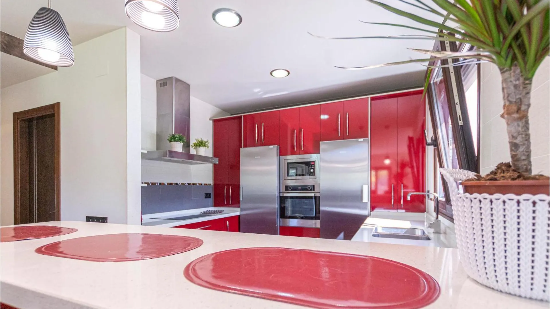 4 Bedroom Nice Home In Competa Acebuchal