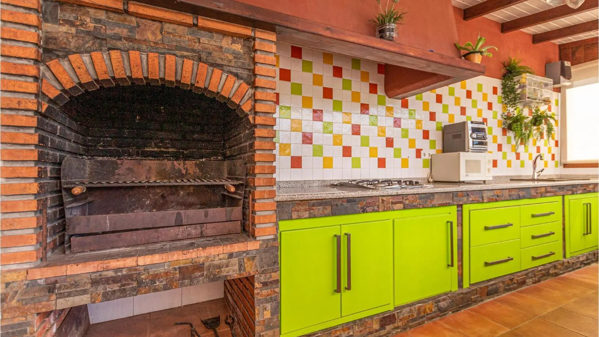 4 Bedroom Nice Home In Competa Acebuchal Holiday home